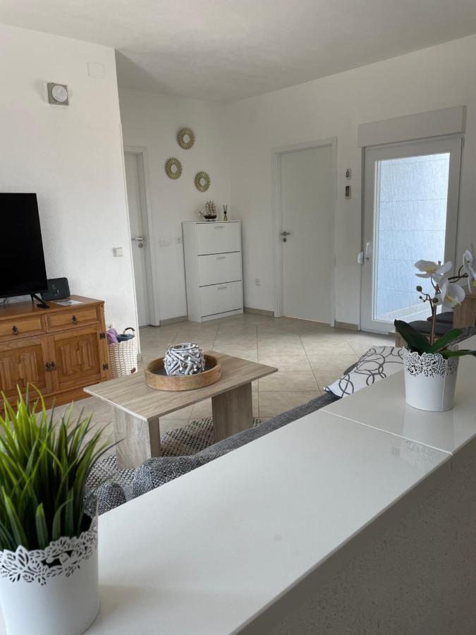 Apartment Roko Trogir Exterior foto